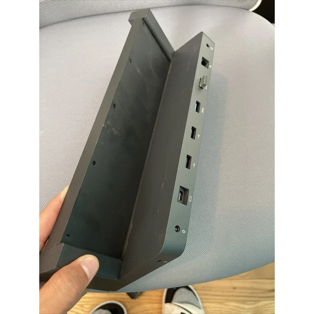Microsoft Surface Pro 3‎ Docking Station Model 1664 No Power Cord (8)